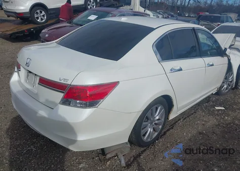 2011 Honda Accord 3.5 Ex-L from USA, damaged, VIN 1HGCP3F85BA003532